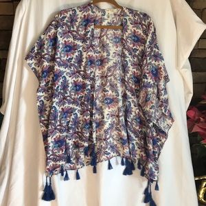 Silk kimono with tassels